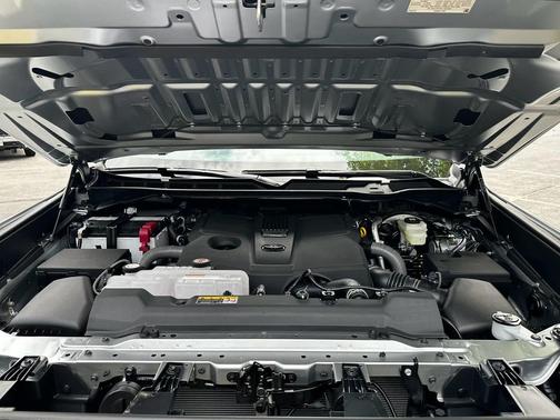 2025 Toyota Tundra SR