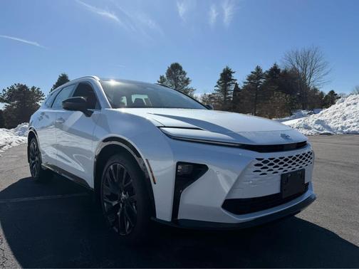 2026 Toyota Crown Signia Limited