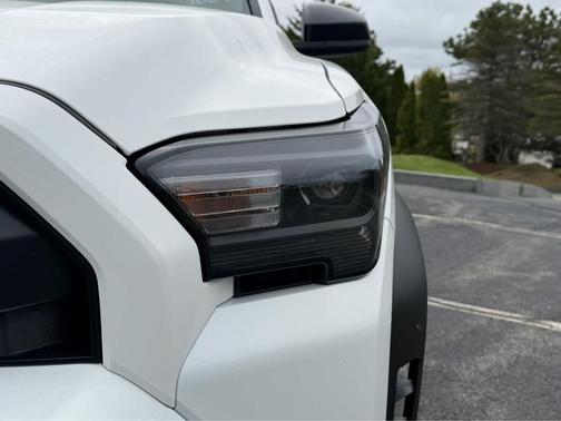 Ice Cap 2026 Toyota 4Runner SR5