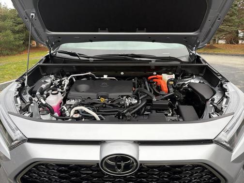 2025 Toyota RAV4 Hybrid SE