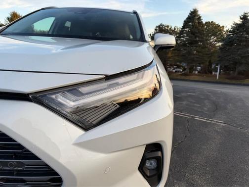 2025 Toyota RAV4 Limited