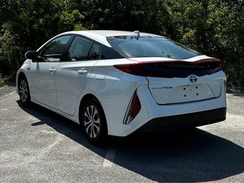 2022 Toyota Prius Prime LE