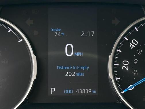 2022 Toyota RAV4 Hybrid LE