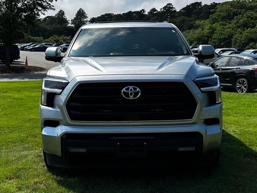 2025 Toyota Sequoia SR5