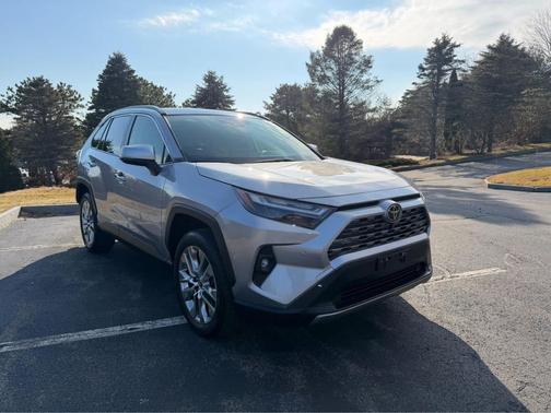 2022 Toyota RAV4 Limited