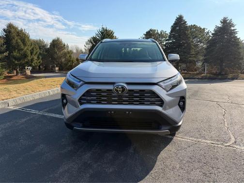 2022 Toyota RAV4 Limited
