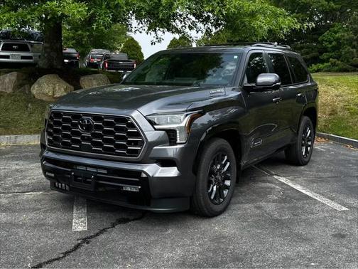 2025 Toyota Sequoia Platinum