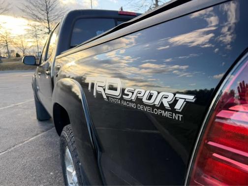 2015 Toyota Tacoma Base