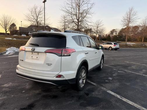 2017 Toyota RAV4 Limited