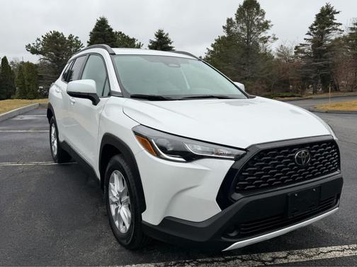 2023 Toyota Corolla Cross LE