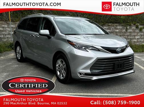 2024 Toyota Sienna Platinum 7 Passenger