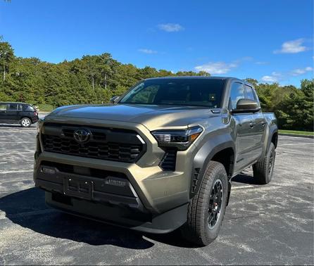 2025 Toyota Tacoma TRD Off Road