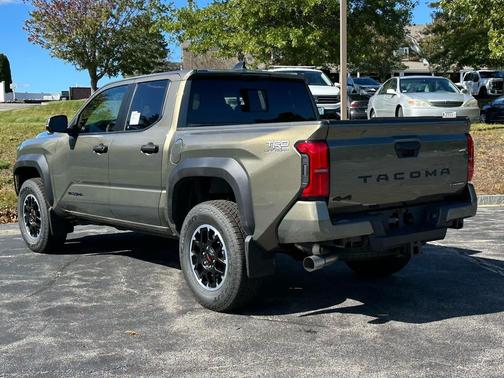 2025 Toyota Tacoma TRD Off Road
