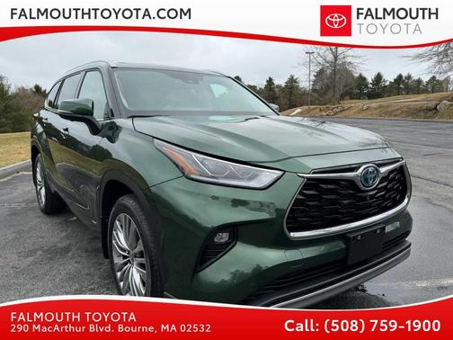 2023 Toyota Highlander Hybrid Platinum