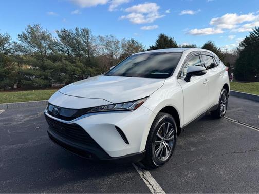 2022 Toyota Venza LE