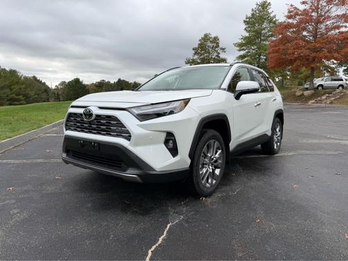 2025 Toyota RAV4 Limited
