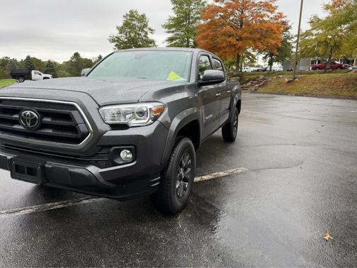 2022 Toyota Tacoma SR5