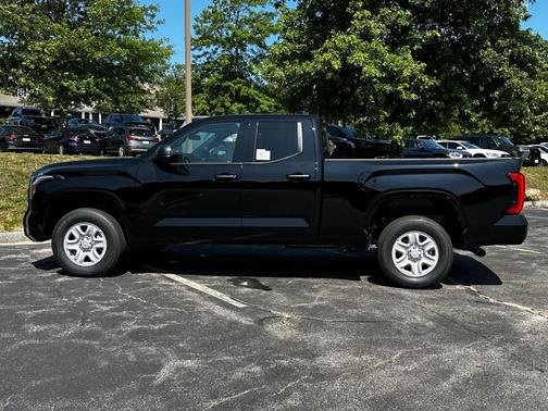 2025 Toyota Tundra SR