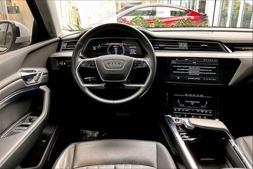 2023 Audi e-tron Premium Plus quattro