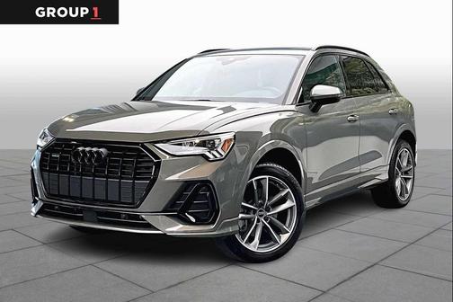 2025 Audi Q3 Premium 45 TFSI S line quattro Tiptronic