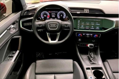 2024 Audi Q3 45 S line Premium Plus