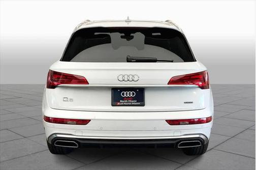 2022 Audi Q5 45 S line Premium