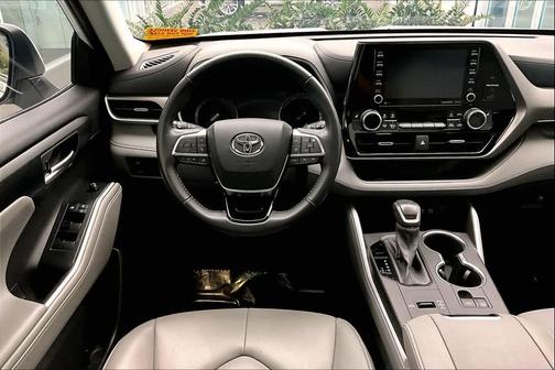 2020 Toyota Highlander Hybrid XLE