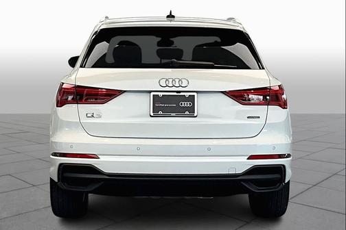 2023 Audi Q3 45 S line Premium Plus