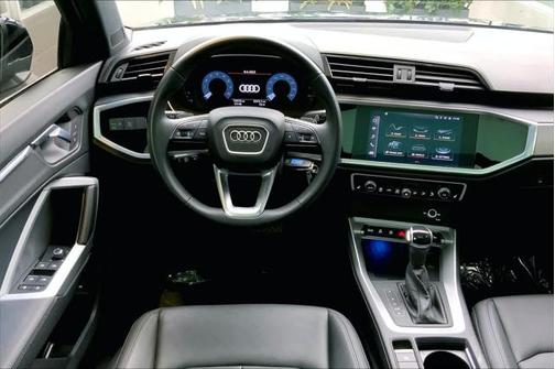 2022 Audi Q3 45 S line Premium Plus