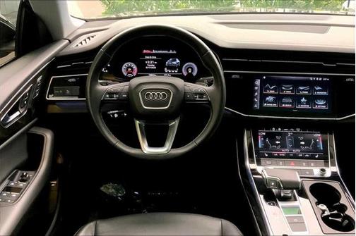 2023 Audi Q8 55 Premium