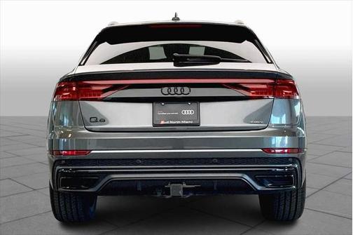 2022 Audi Q8 55 Premium Plus