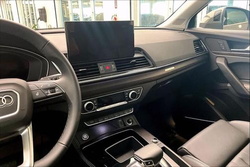 2025 Audi Q5 45 S line Premium Plus
