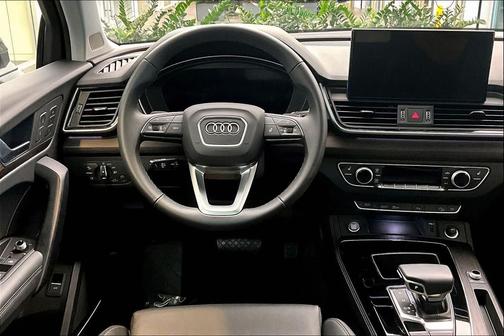2025 Audi Q5 45 S line Premium Plus