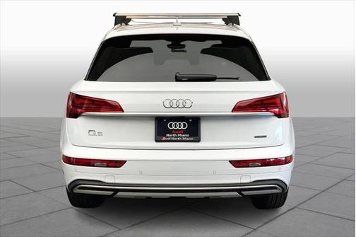 2024 Audi Q5 40 Premium