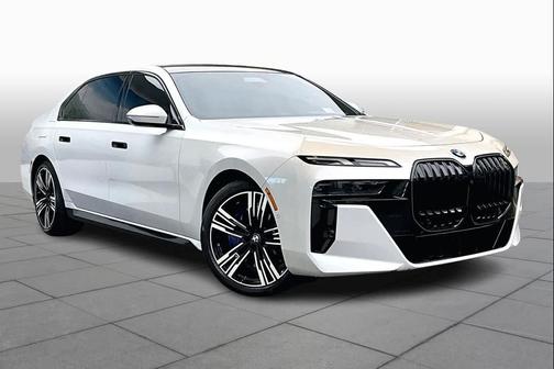 2025 BMW 760 xDrive