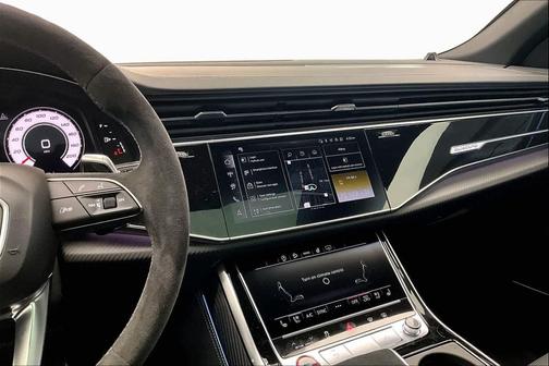 Mythos Black me 2026 Audi RS Q8 4.0T