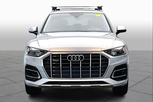 2023 Audi Q5 40 Premium Plus