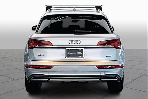2023 Audi Q5 40 Premium Plus