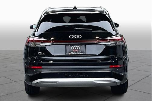 2025 Audi Q4 e-tron Premium 45 quattro