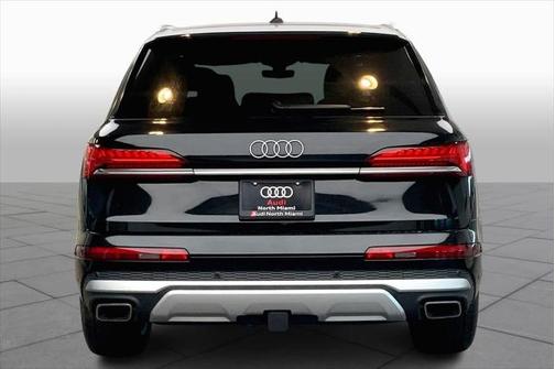 2025 Audi Q7 55 Premium Plus