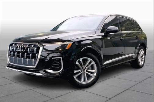 2025 Audi Q7 55 Premium Plus
