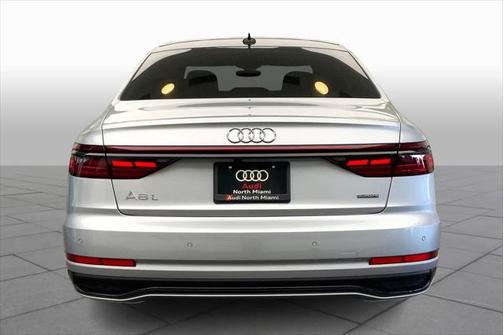 2025 Audi A8 L 55 TFSI quattro Tiptronic