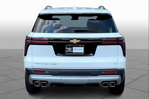 2024 Chevrolet Traverse LT
