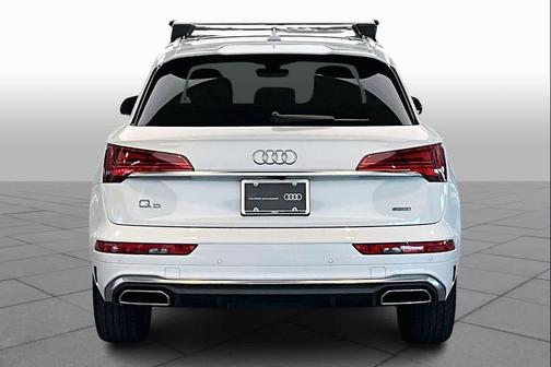 2023 Audi Q5 45 S line Premium