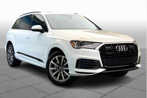 2023 Audi Q7 45 Premium Plus