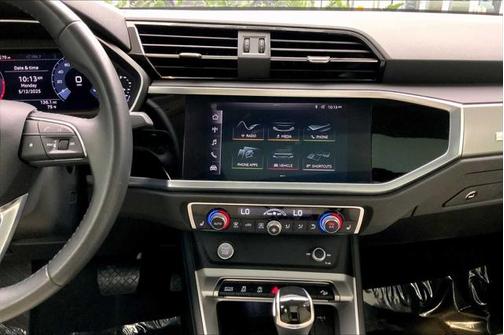 2019 Audi Q3 2.0T S line Premium Plus