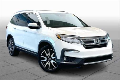 2022 Honda Pilot Touring 8-Passenger