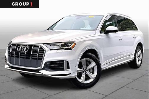 2023 Audi Q7 45 Premium Plus