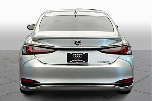 2021 Lexus ES 300h Base