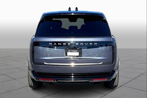 2024 Land Rover Range Rover SE